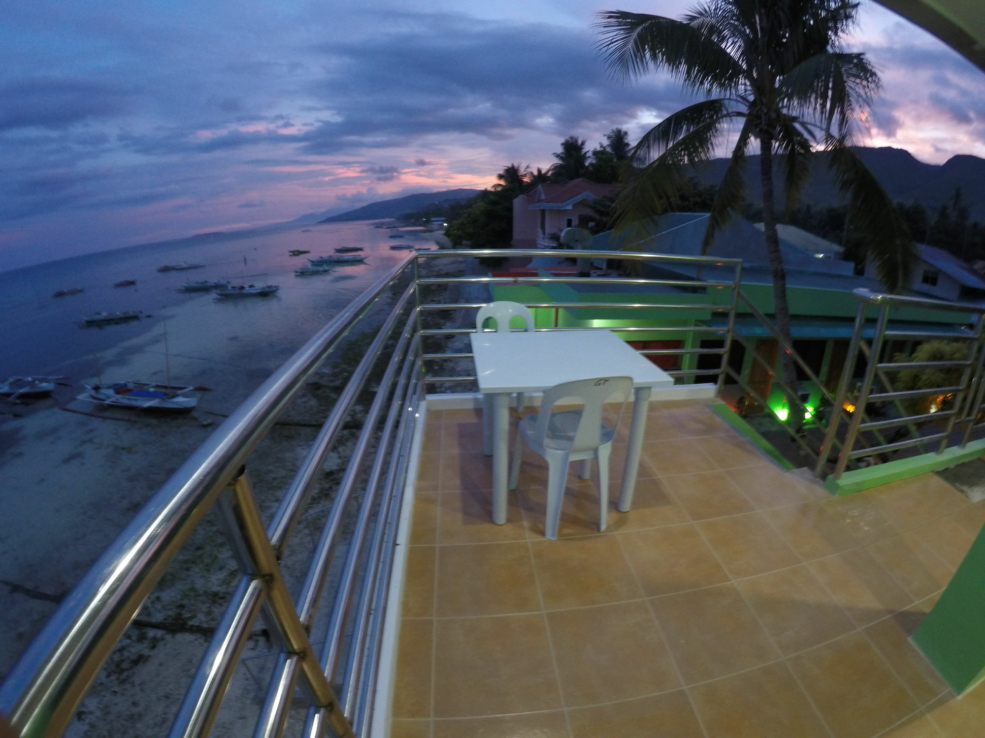 Gt Seaside Inn Oslob Esterno foto